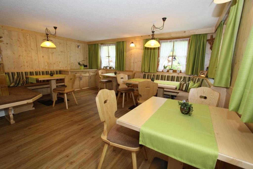Hotel Haus Boedele Sankt Leonhard im Pitztal Esterno foto