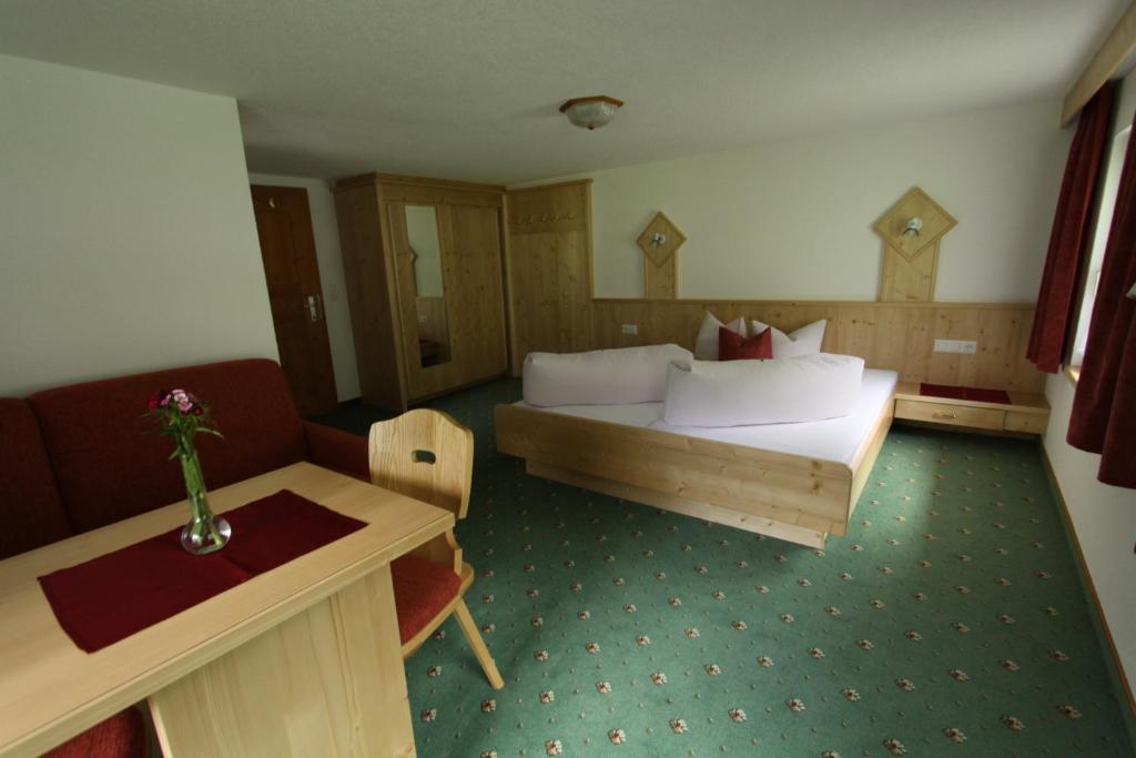 Hotel Haus Boedele Sankt Leonhard im Pitztal Camera foto
