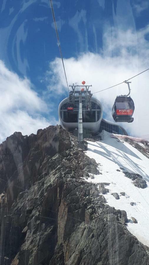Hotel Haus Boedele Sankt Leonhard im Pitztal Esterno foto